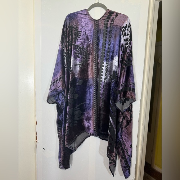 Uno Alla Volta Black Purple Mixed Print Velvet Burnout Duster/Kimono - Picture 9 of 9
